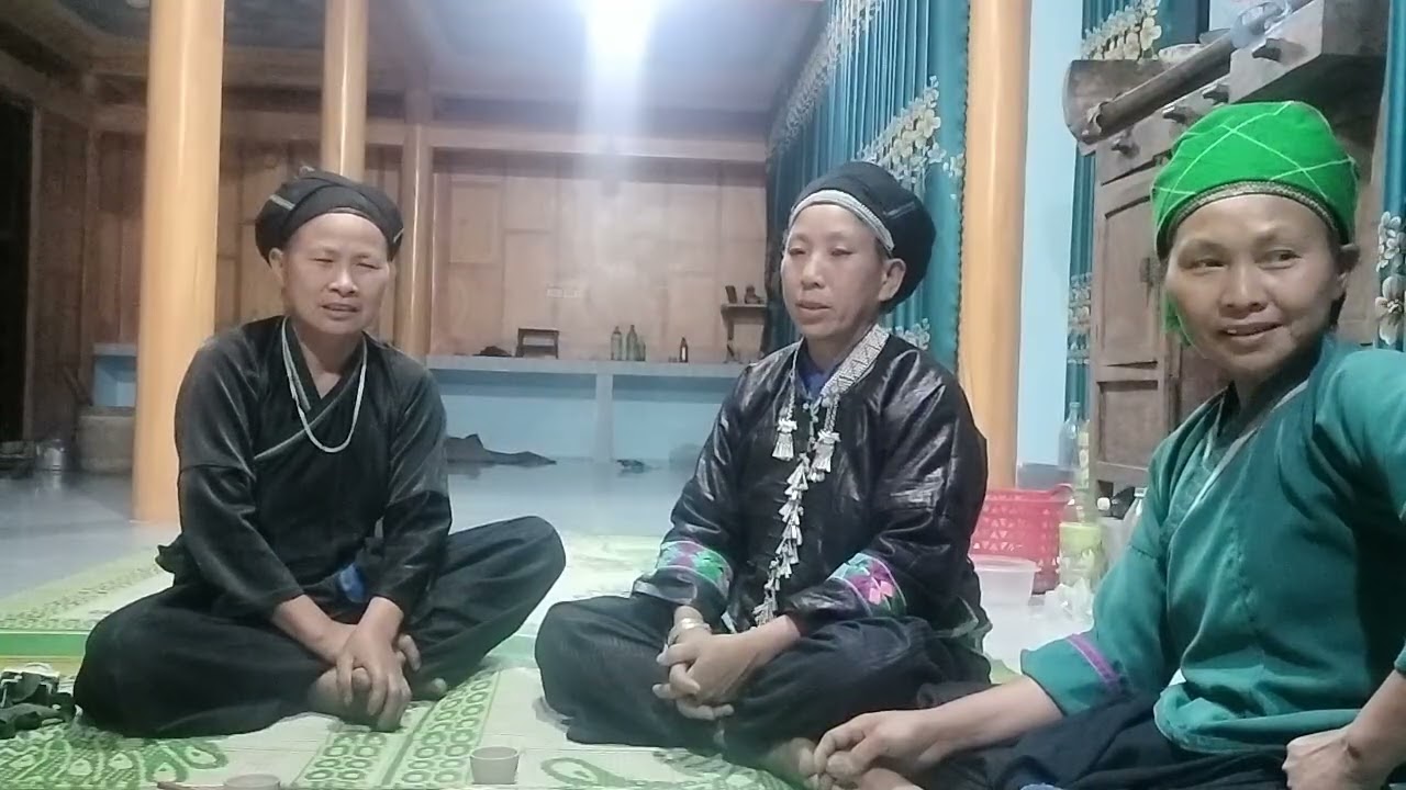 Hát nùng Lấn chin máy 