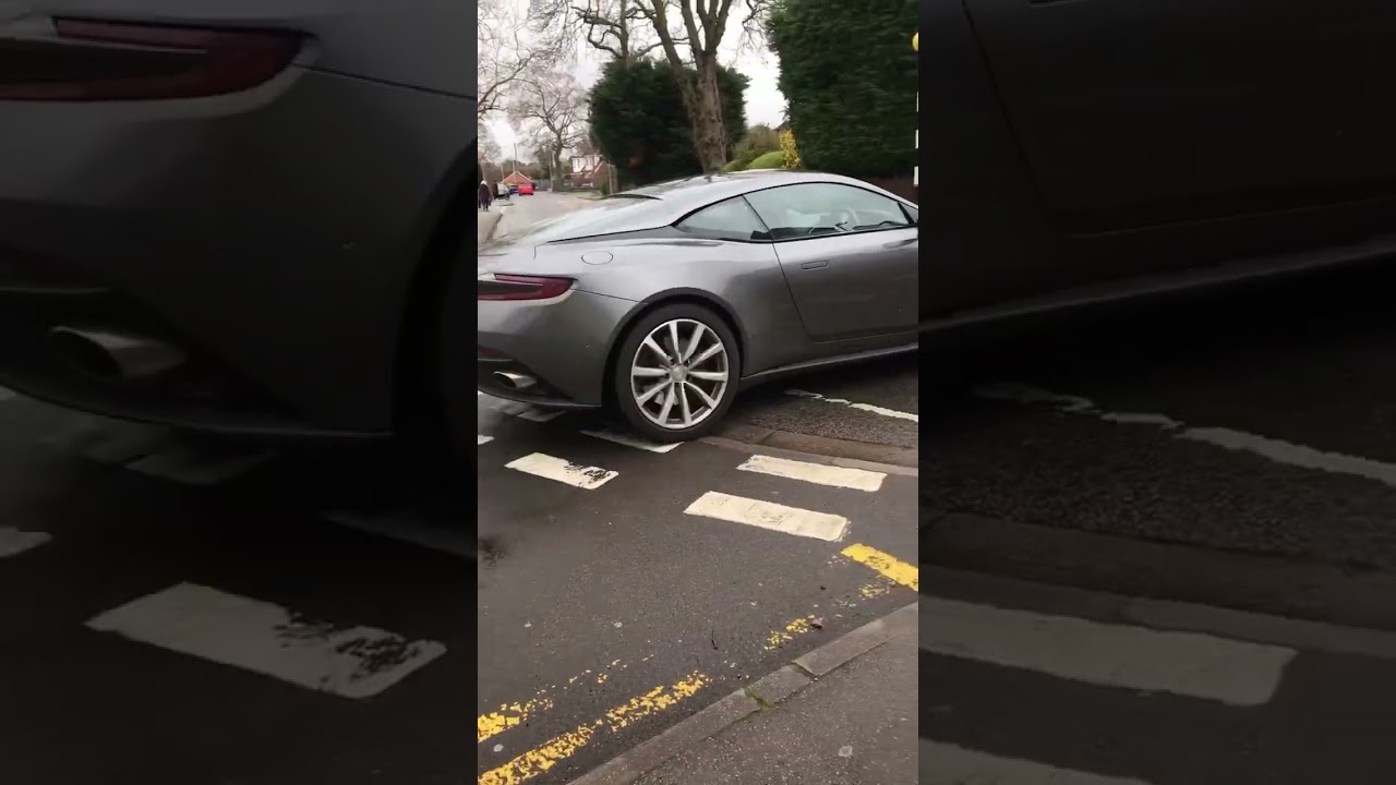 Aston Martin DB11&rsquo;s V12 low rev rumble!! #lowrevrumble #supercar #astonmartin