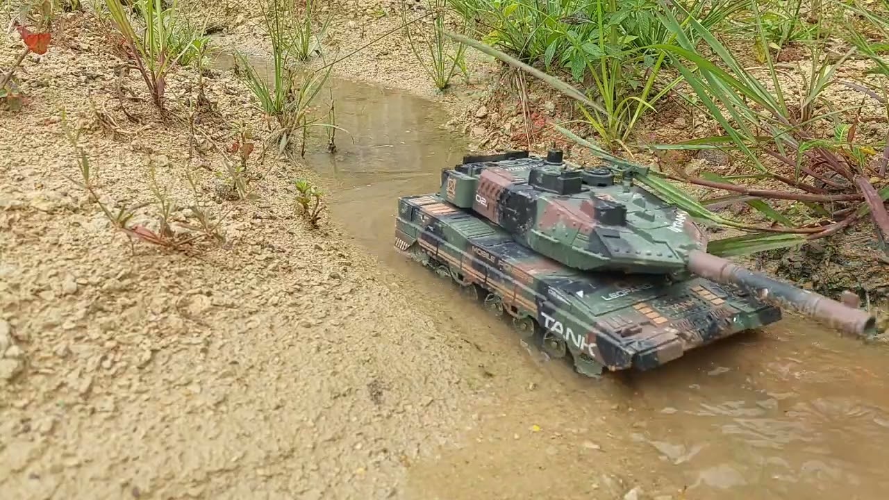 TRABAS ALIRAN AIR LEOPARD2 VS M4 SHERMAN #rctank #mainananak #video #rcvideos