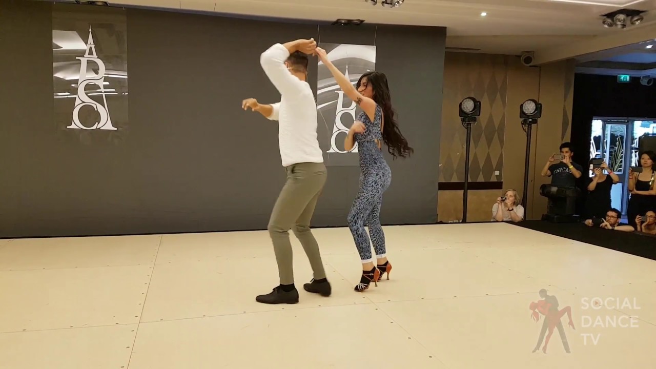 Rodrigo Cortazar & Carla Voconi, Salsa Partnerwork On2
