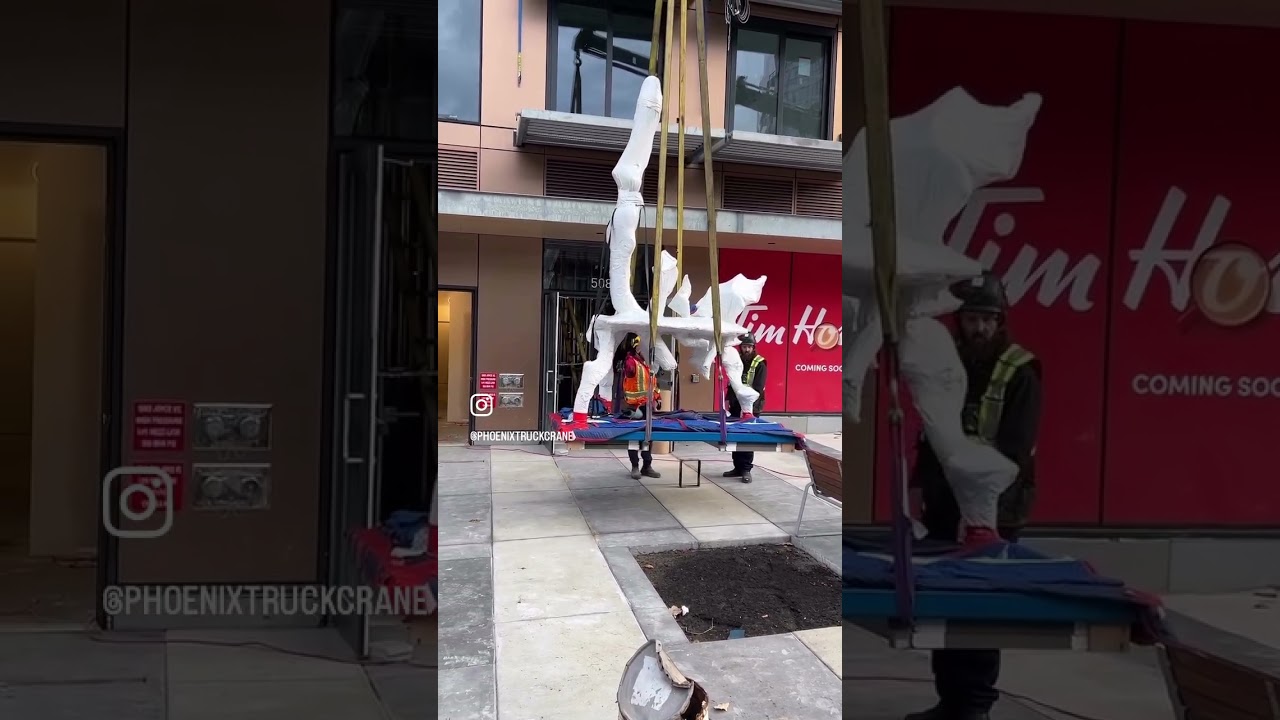 Art has officially arrived on Joyce Street!