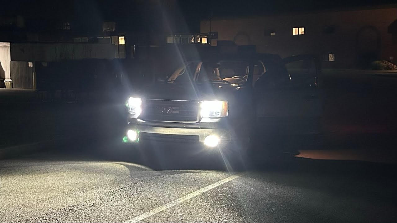 07-13 GMC Sierra How to replace High/Low beam/Signals/Side marker/Fog light bulbs