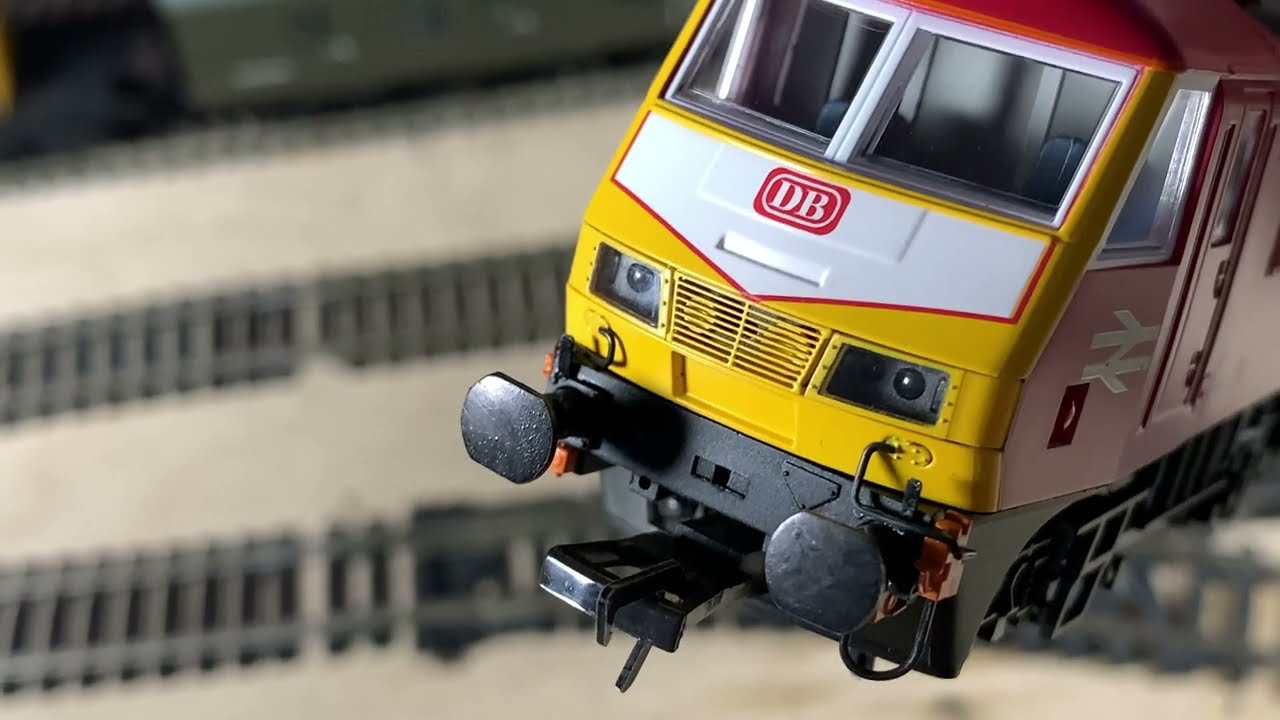 Under £100. But is it now a bargain | Bachmann SE Class 90