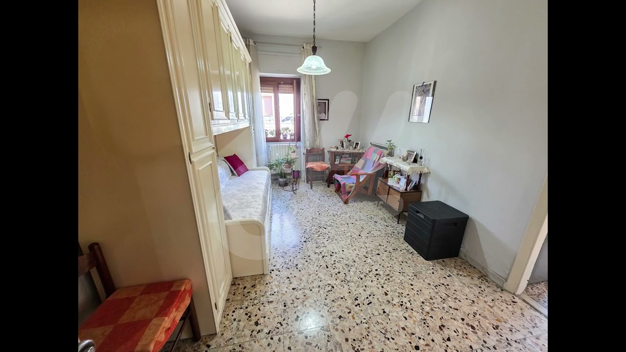 Soluzione semindipendente con spazio esterno