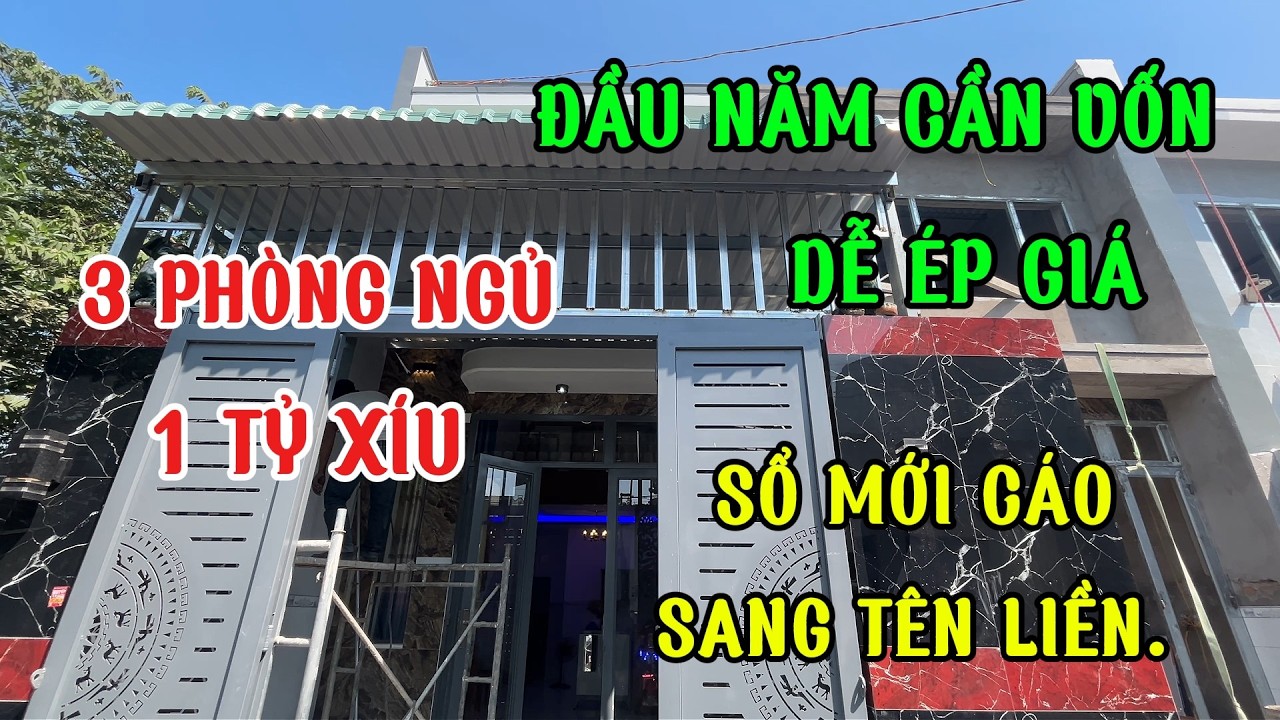 ko nói dốc.đưa 200tr có ngay nhà mới cáo 3 phòng, sổ riêng mới 2026. chủ kẹt lắm mới bán góp như vậy