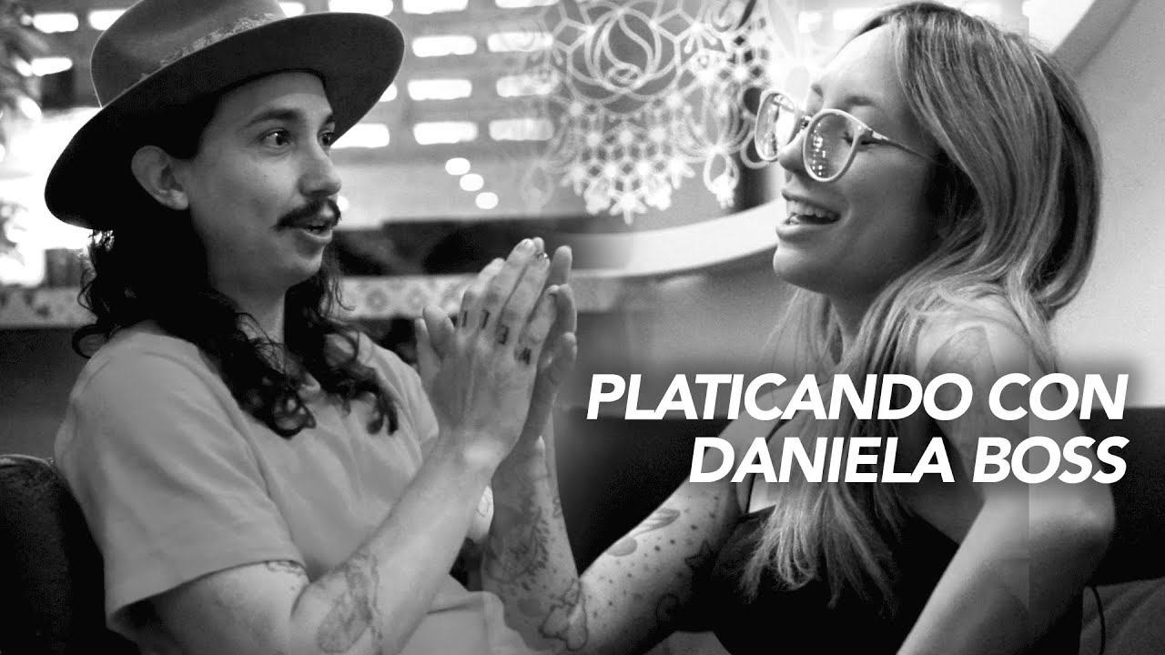 Me fui de mi pa&iacute;s platicando con Daniela Boss