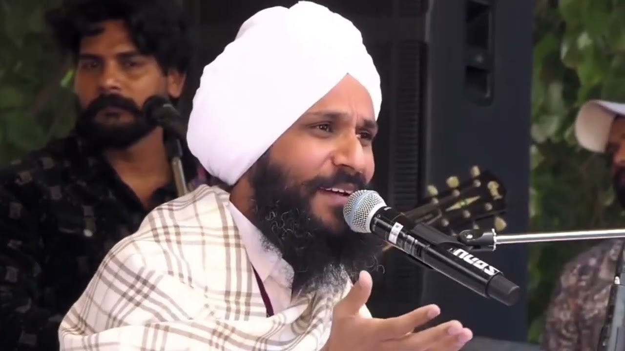 ਮੇਹਰਾਂ ਦਾ ਮੀਂਹ ਬਰਸਾ ਕੇ ਪਾਪੀ ਮਨ ਰੰਗ ਦਿਓ ਜੀ 🙏#shorts # bhai ranjetsinghdhdrianwale
