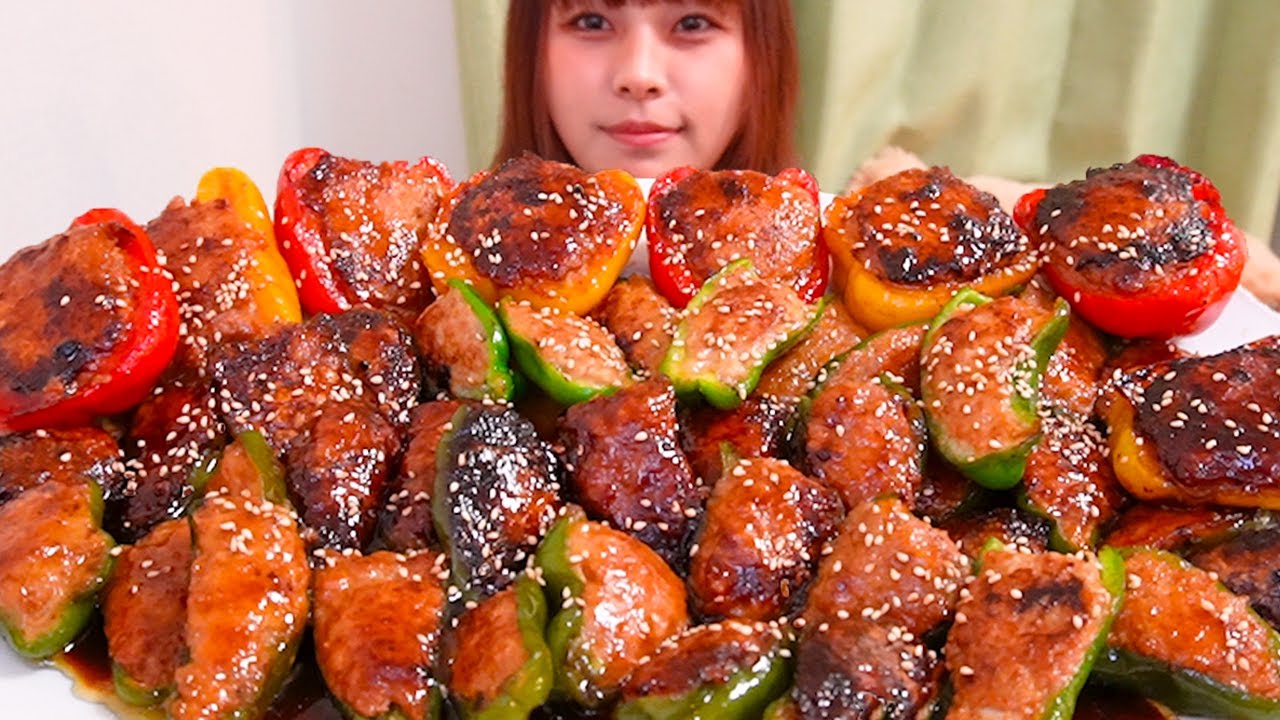 【大食い】ピーマンの肉詰めを大量に食べるよ🫑