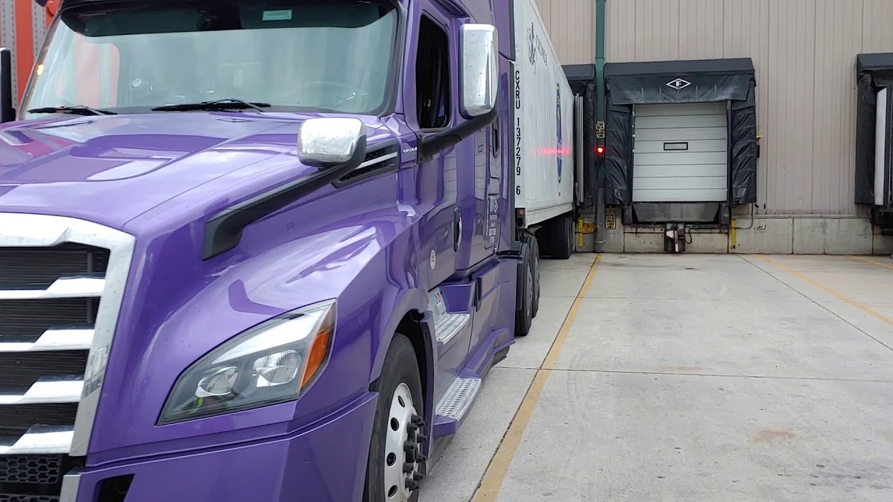 2019 Freightliner Cascadia 126. Каскадия с длинной рамой.