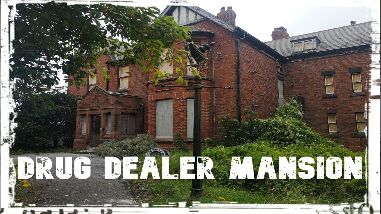 Exploring an Abandoned Drug Dealer Mansion | Abandoned Places UK