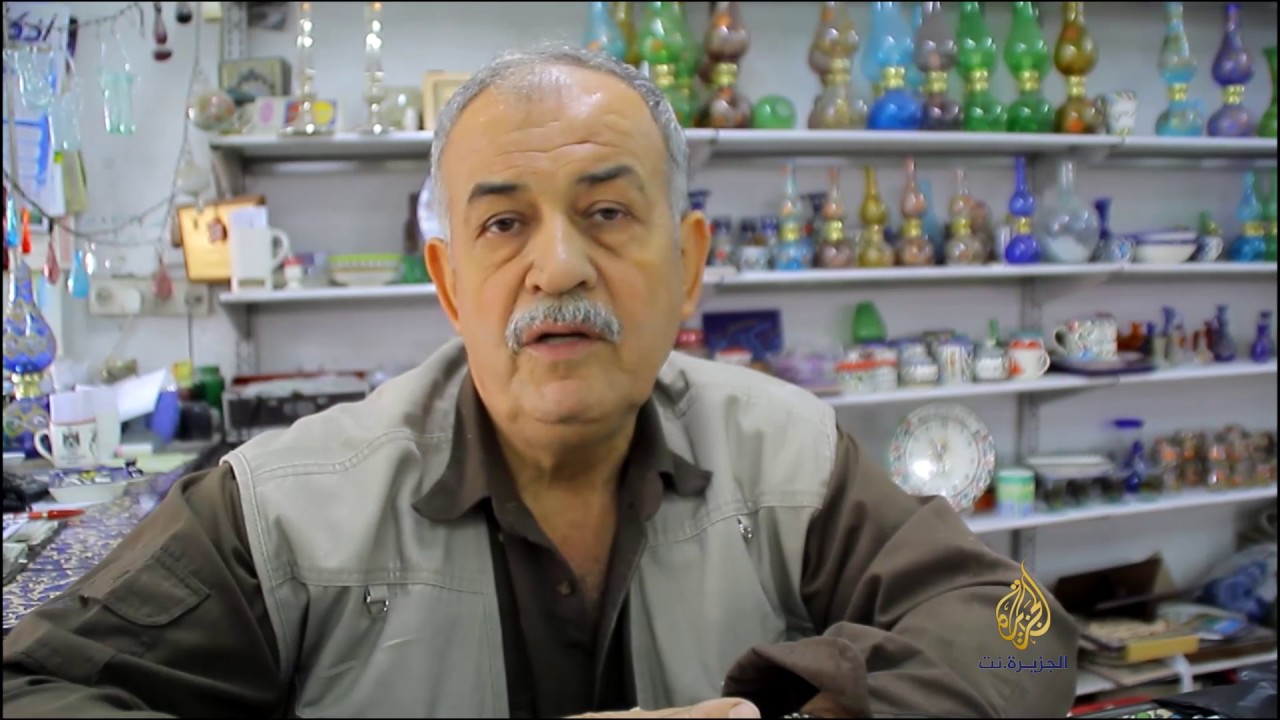 القدس حاضرة في زجاج الخليل