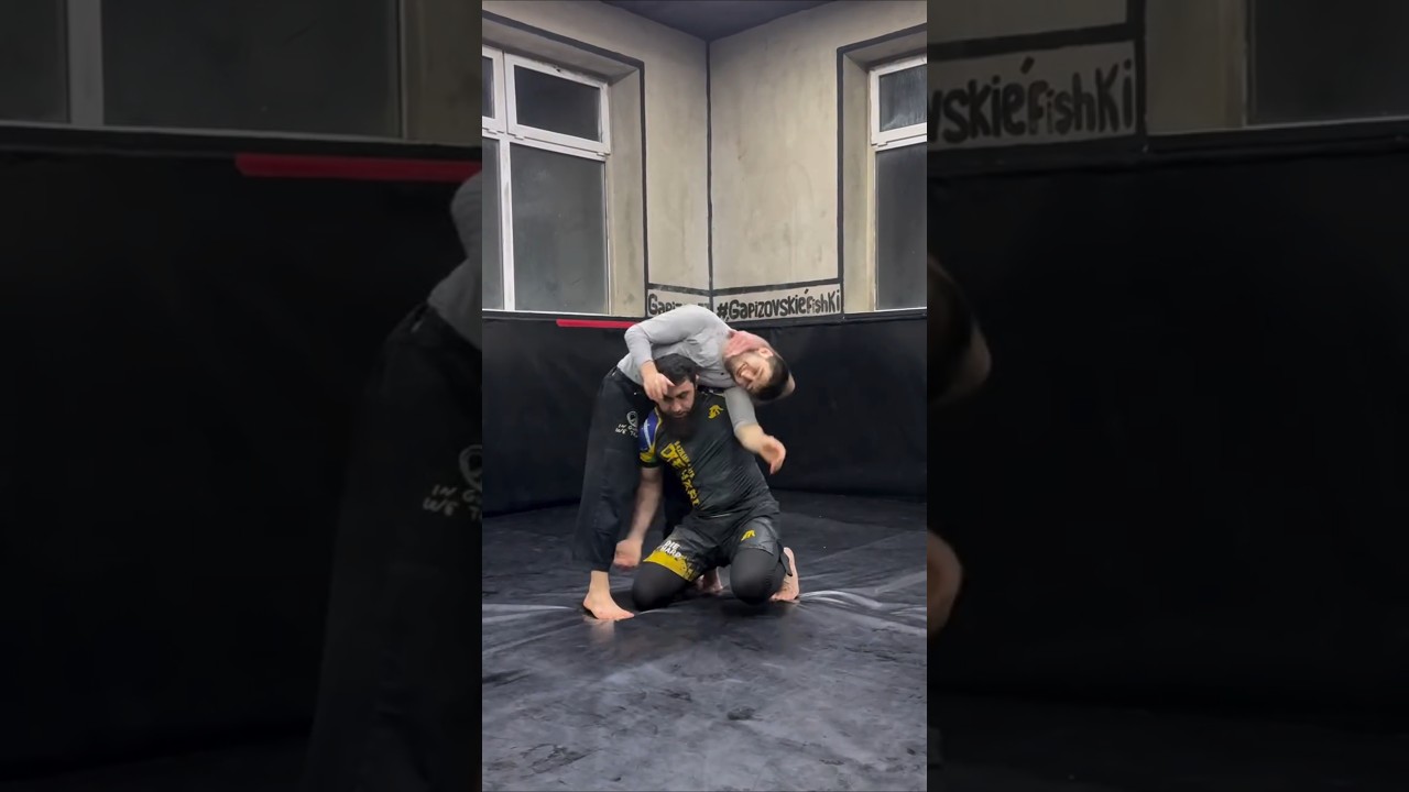 lock and flip #mma #mmatraining #mmafighter #mmacoach #mmacommunity #mmaworkout