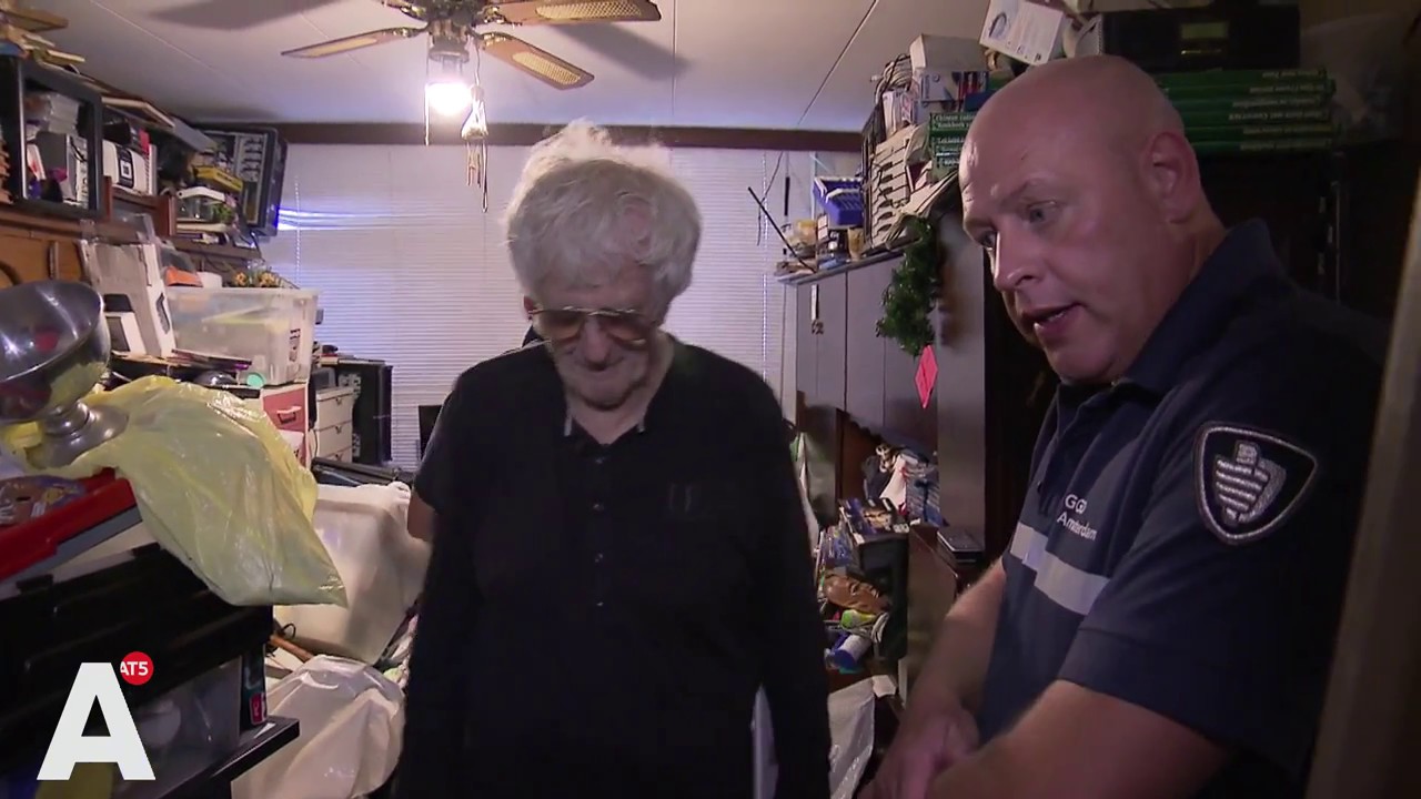 AT5 Achtergronden: GGD heeft handen vol aan hoarders