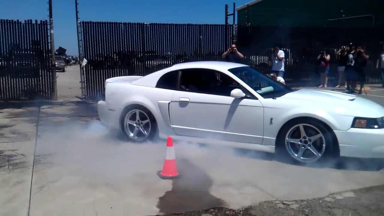 LOUD 678rwhp 2.2 Kenne Bell Cobra donuts and Burnouts