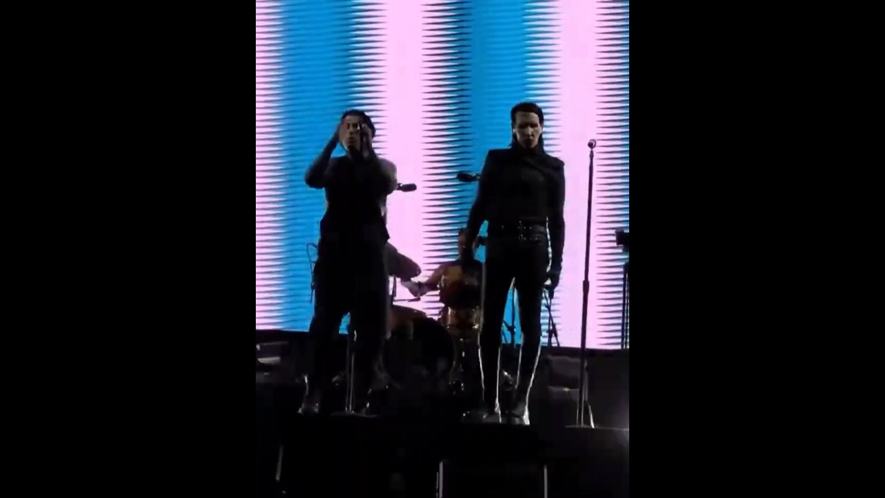 RONNIE RADKE joined by MARILYN MANSON on Falling In Reverse 