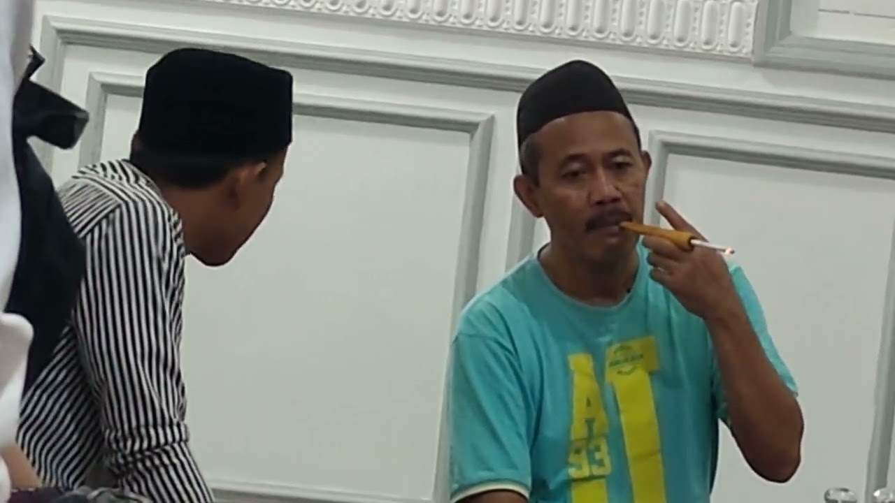SOWAN GURU BESAR WATUCONGOL, ROMO KH MUHAMMAD ALY QOISHOR AHMAD ABDUL HAQ DALHAR.