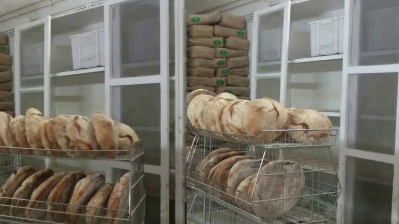 Lavorazione pane - Monte S. Angelo - panificio Taronna -