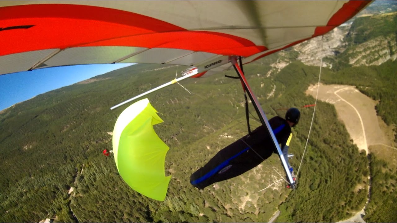 Montagne de Chabre, atterrissage avec dragchute au 