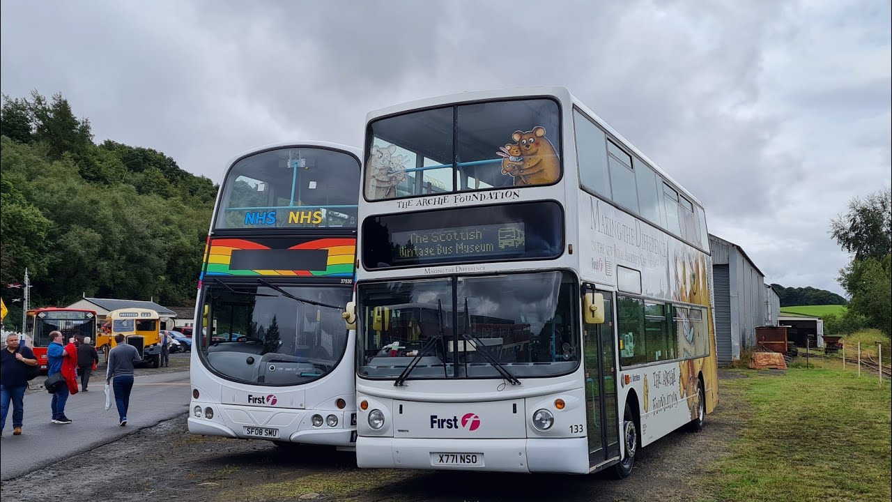 *roaring* SVBM shuttle: Preserved First Aberdeen Alexander ALX400 Volvo B7TL 133 (X771 NSO)