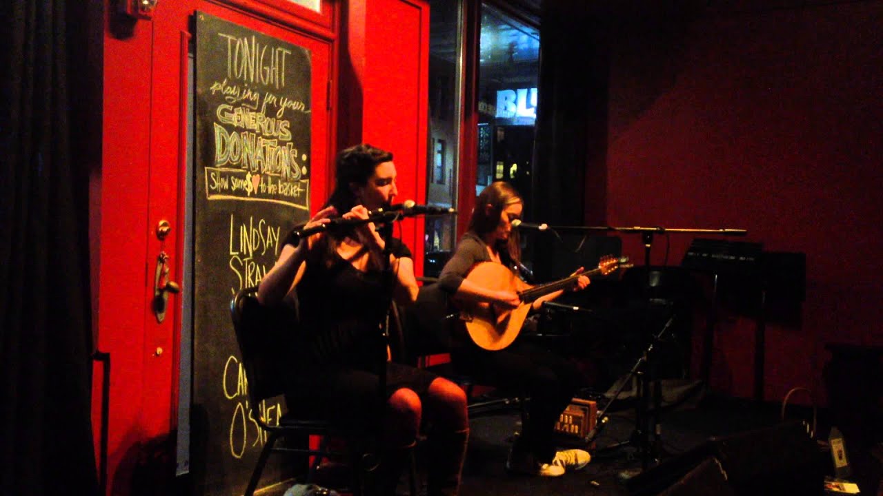 Munster Cloak (waltz) / Trim the Velvet (reel) - Caroline O'Shea & Lindsay Straw