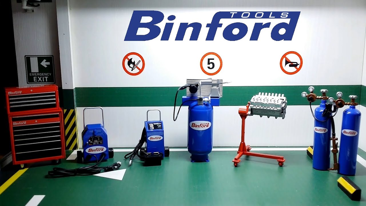 Reviewing the 1/18 Binford Garage Tool Set by GMP