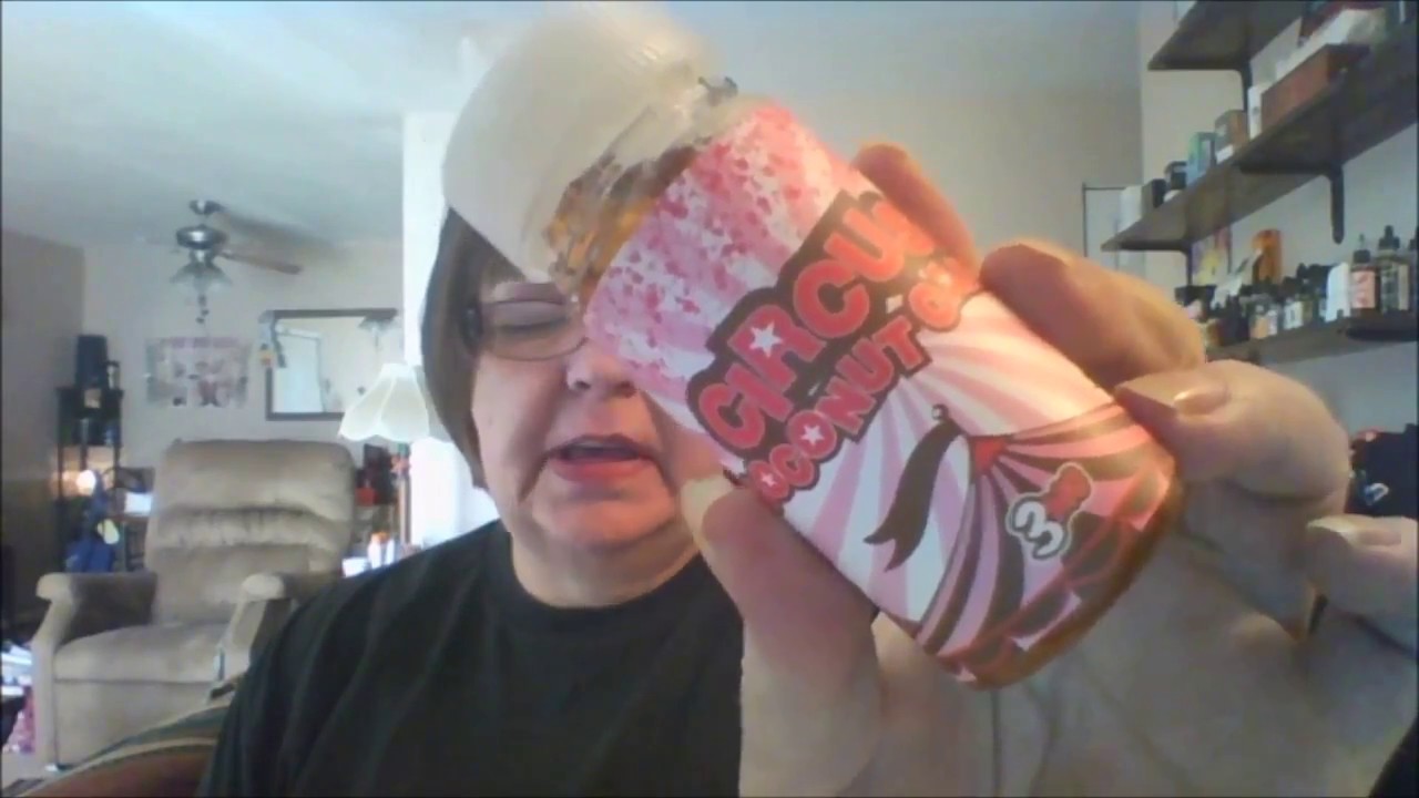Circus Coconut Cake by Circus Cookie E-Liquid Review