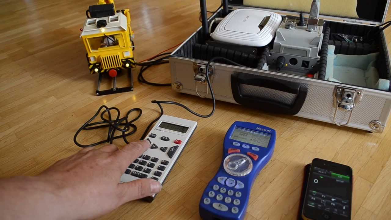 Lenz-Zentrale LZV100 in Verbindung mit USB/LAN-Interface und Router