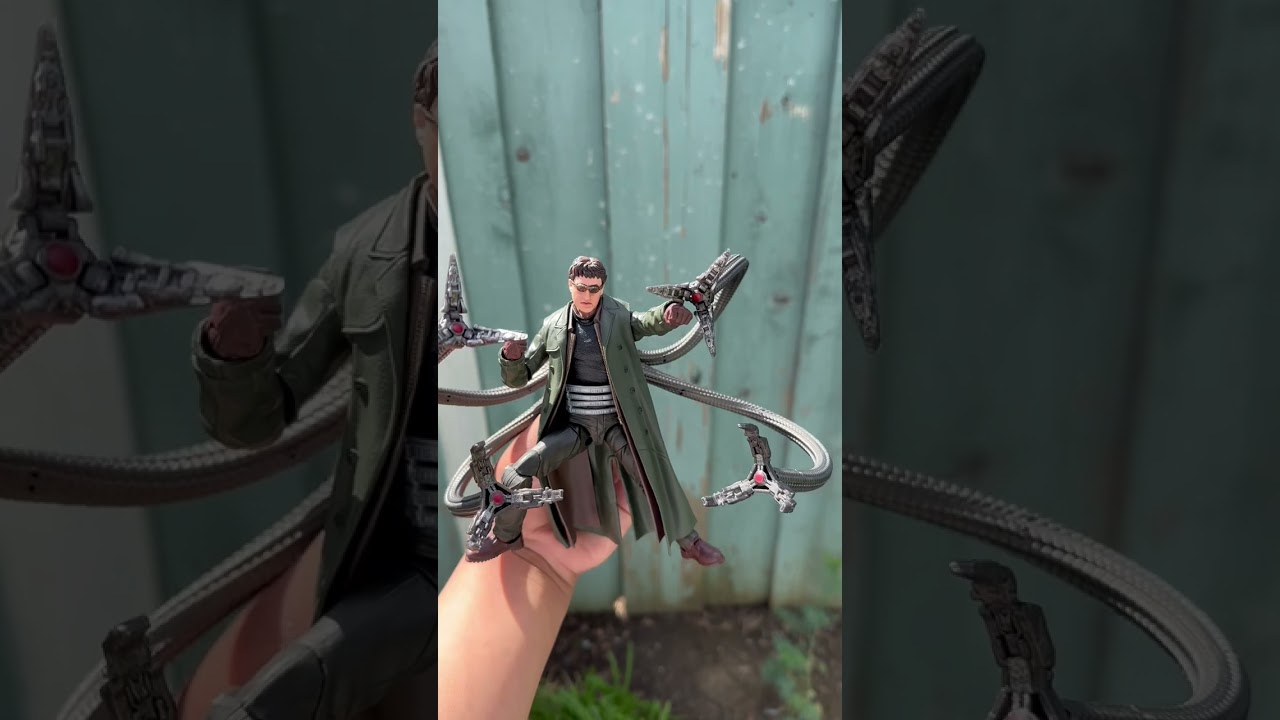 Posing marvel legends doc octopus #figure