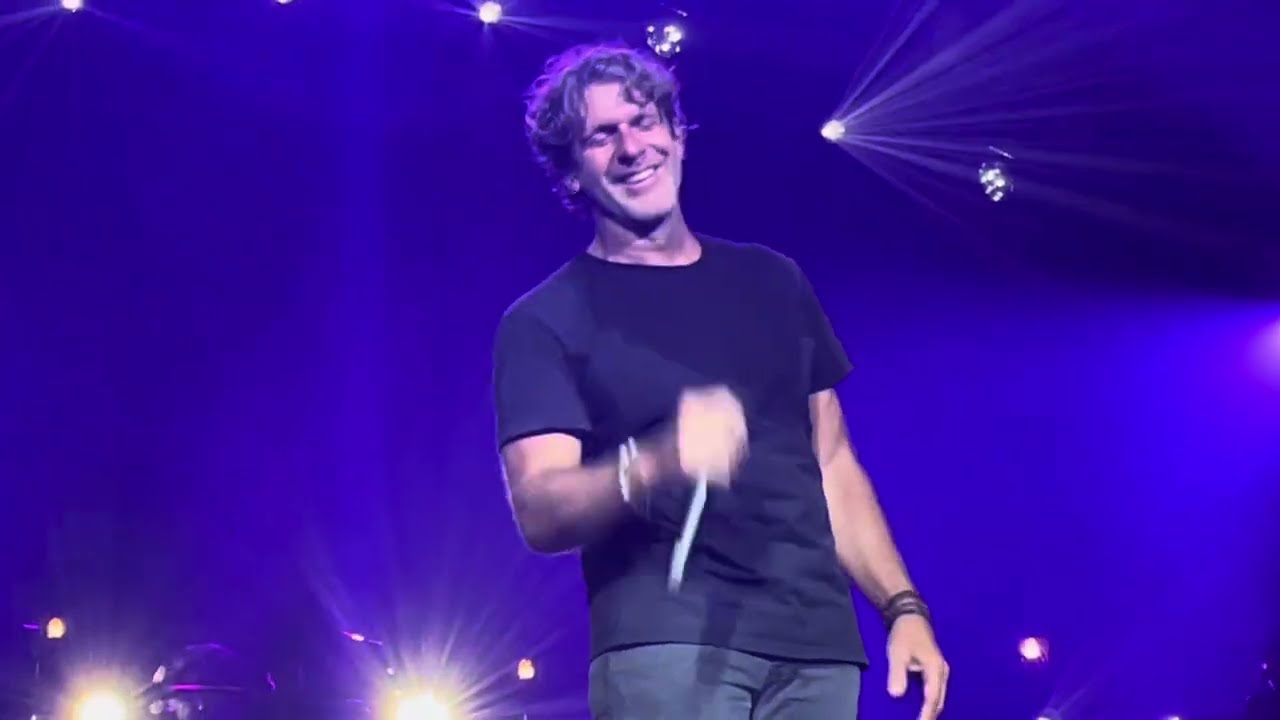 Billy Currington - Let Me Down Easy (Live) - Mohegan Sun Arena, Uncasville, CT - 5/31/25