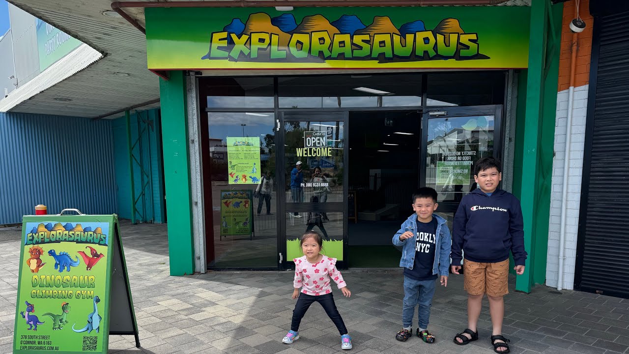 Explorasaurus in Western Australia (an indoor playground)