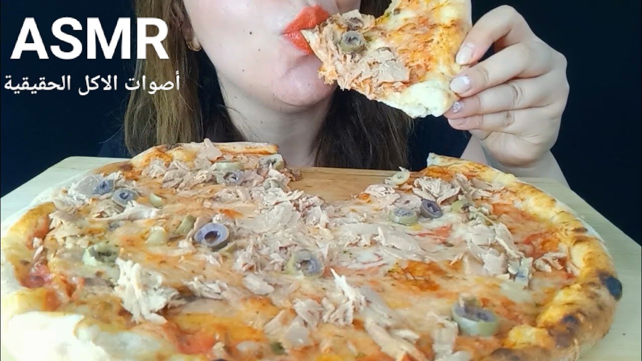 ASMR PIZZA THON | ا س م ر اكل بيتزا بالتونة اصوات اكل مريحة