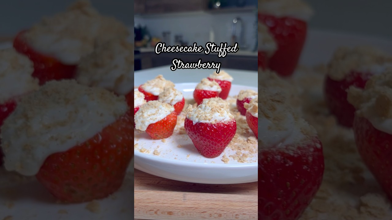These cheesecake stuffed strawberries are a FAVORITE #recipe #dessert #cheesecake #strawberry