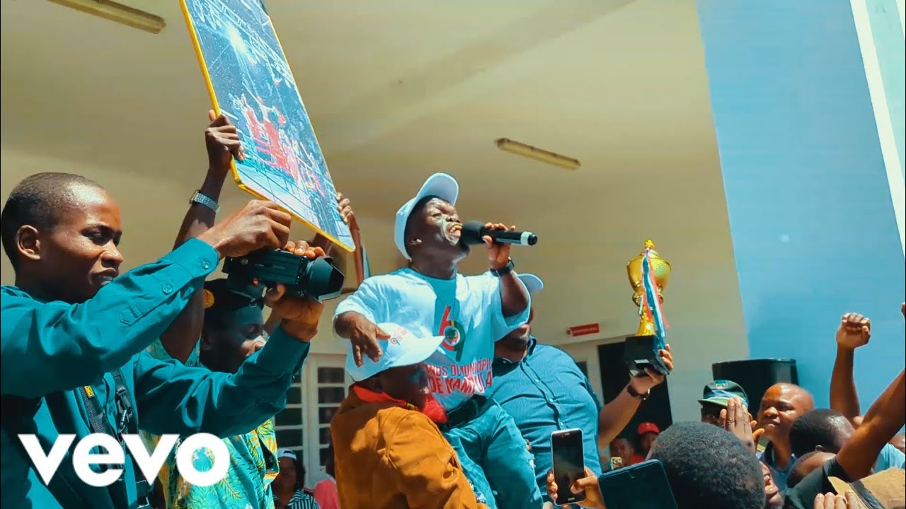 Lil Wayne De Moz_Feat_ Regardo_-_Avisa ao Dabeleza e pai diesel 🇦🇴_( Videoclipe Np Nachilanga)