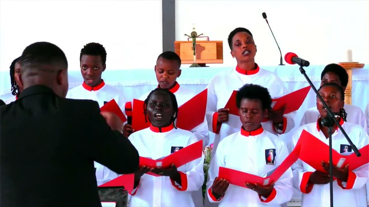 IREBERE UKO CHORALE LA CHARITE YASERUTSE MU MARUSHANWA