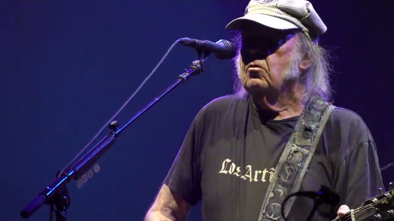 Neil Young - Like A Hurricane - Paris Adidas Arena 2025
