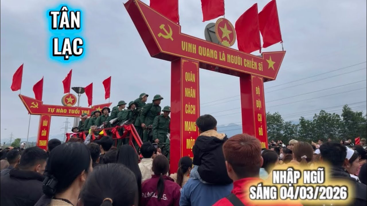 Lễ Giao Nhận Quân Năm 2026 Tại Sân Vận Động Xã Tân Lạc Có 530 Công Dân Lên Đường Nhập Ngũ 