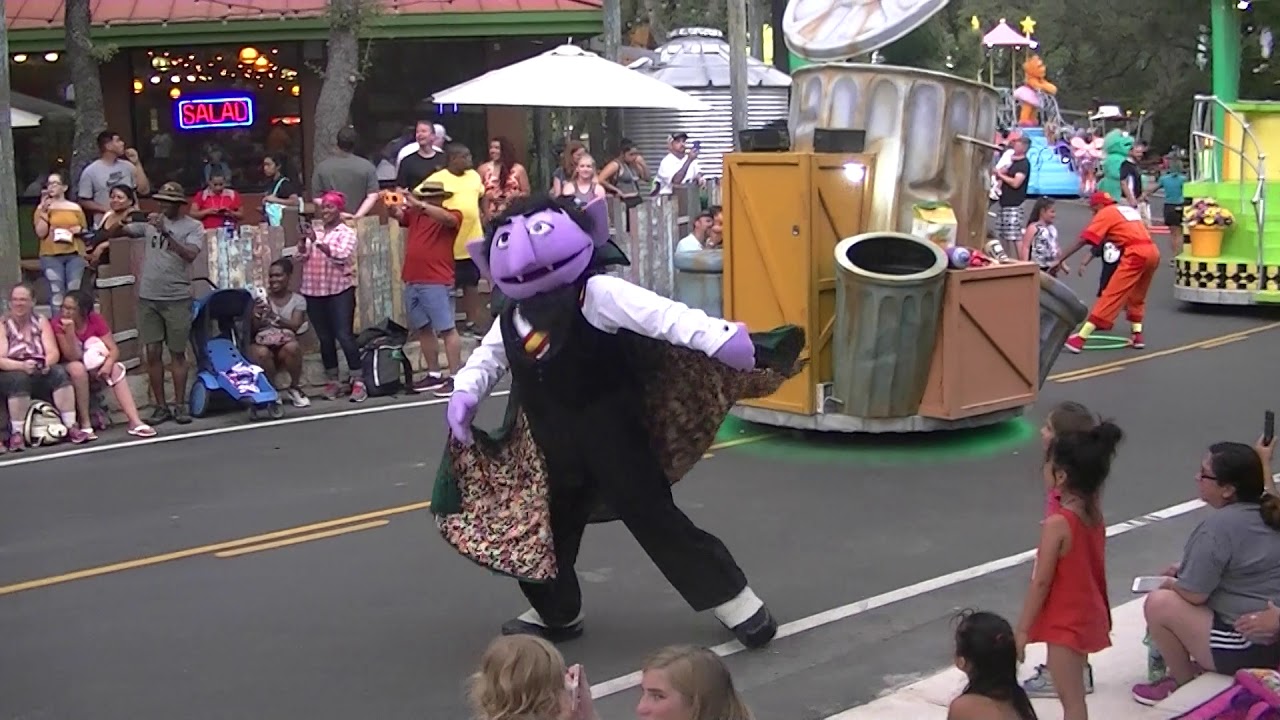 Sesame Street Party Parade! SeaWorld San Antonio 2018!