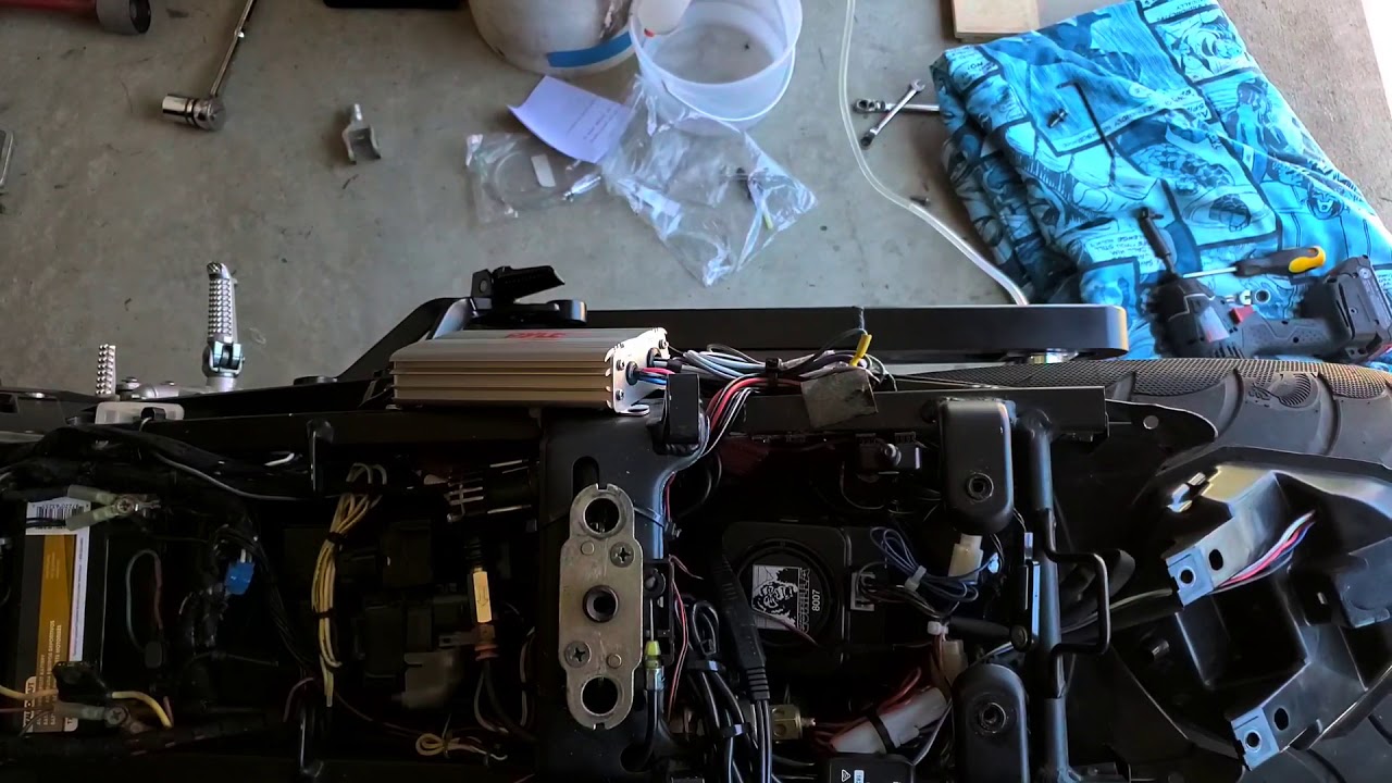 How To: Change / Vacuum Bleed your rear brake fluid  (04 GSXR 1000)