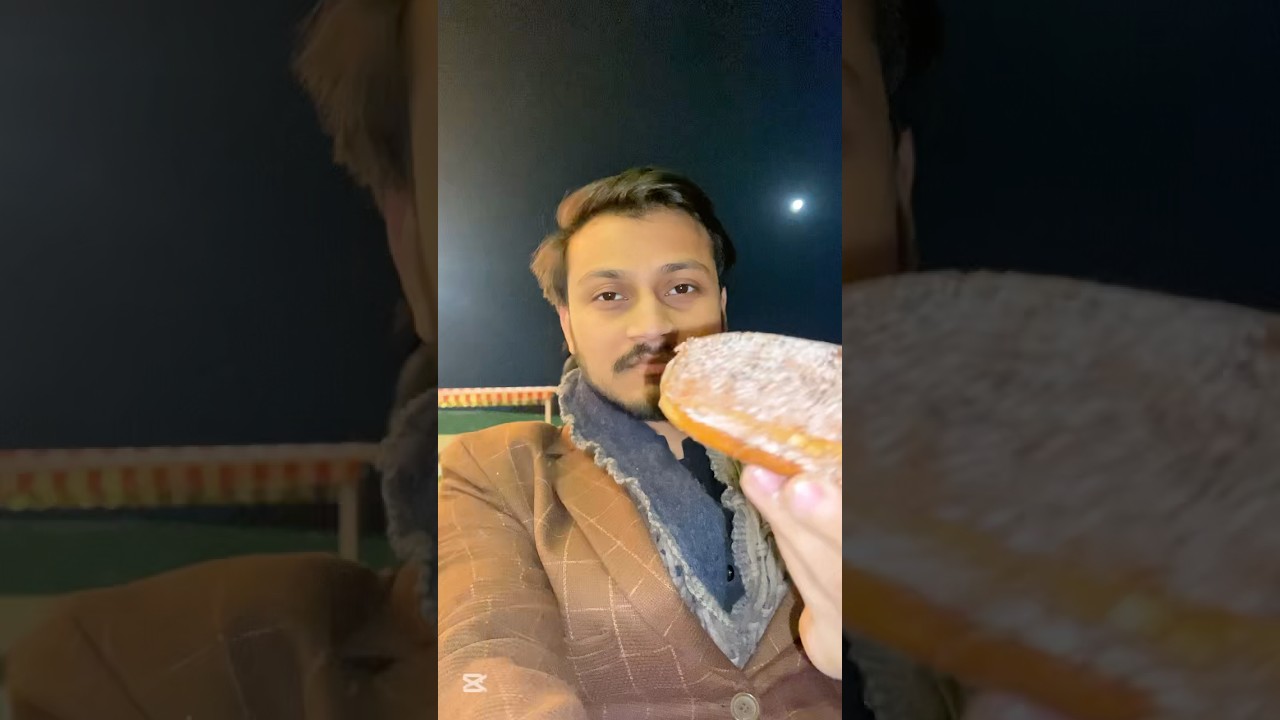 I tried best chocolate fudge donut 😍 #shorts #youtubeshorts #ytshorts