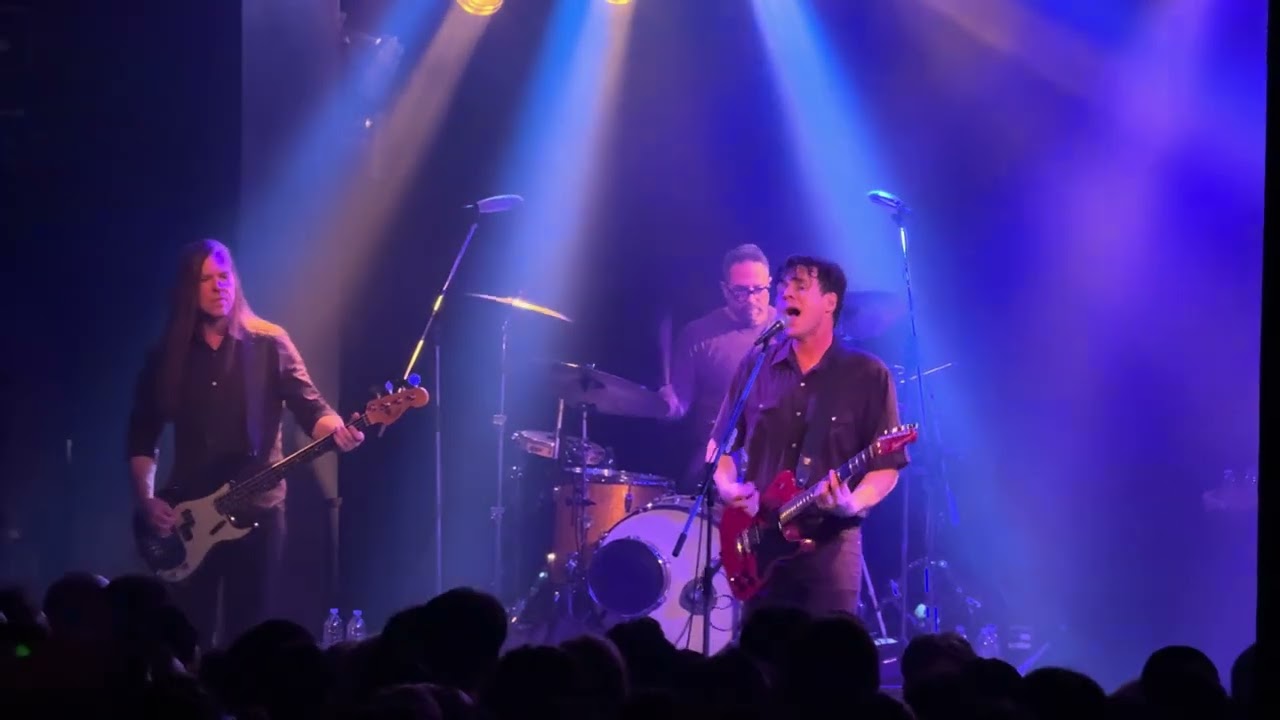 Jimmy Eat World - 23 (2025-01-03, Bay Hall, Yokohama, Japan) [4K HDR]