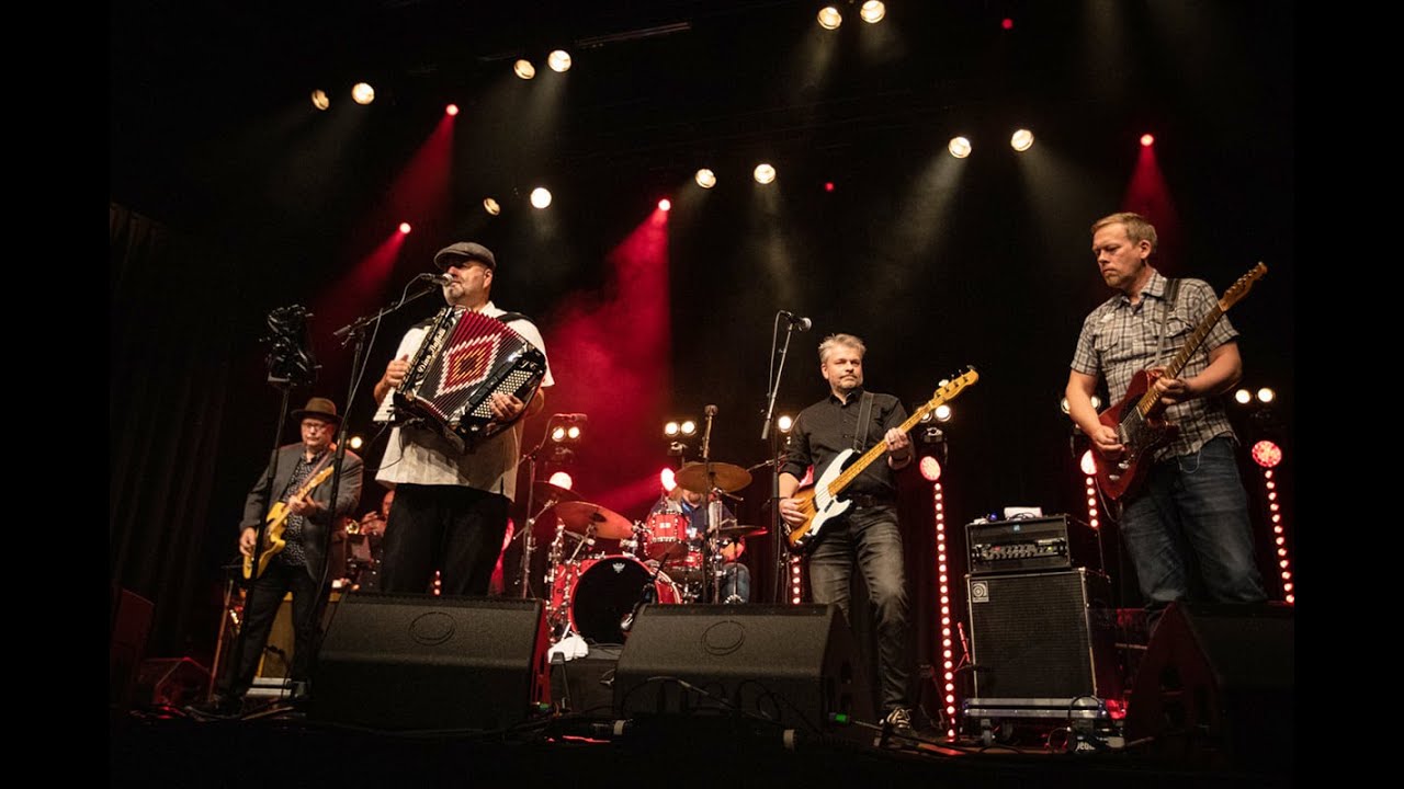 J.T.Lauritsen & The Buckshot Hunters LIVE Easter time 2020 from Huset Scene Moelv Norway!