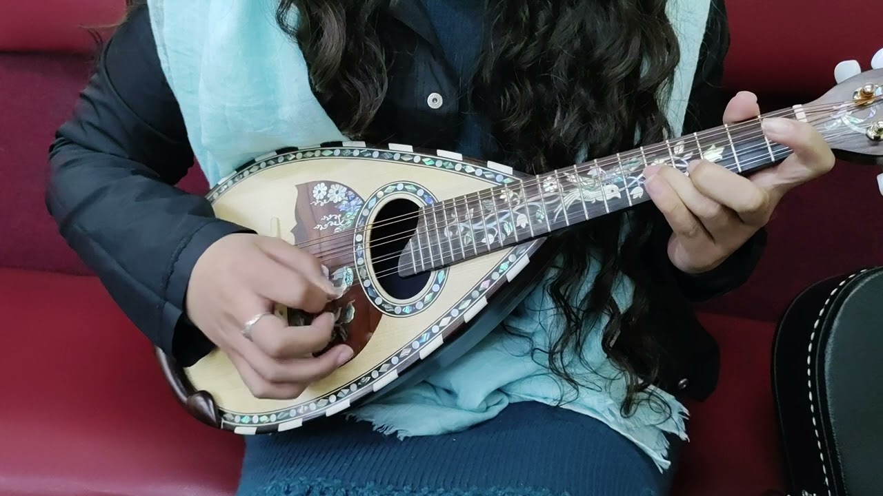 Correrías a Él - mandolina 🎶 intro nota La mayor