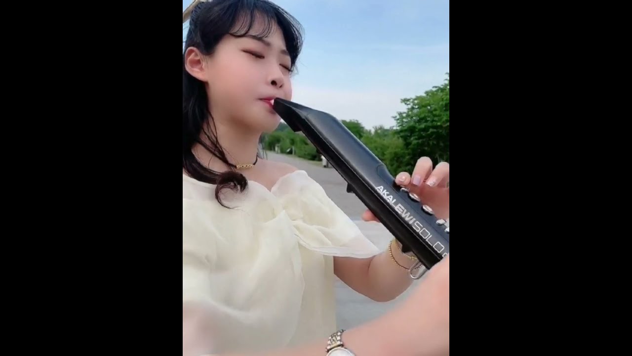 Top các bản cover Sáo Điện Tử Akai triệu view trên tiktok và douyin hay nhất - Sáo Điện Tử Như Ý