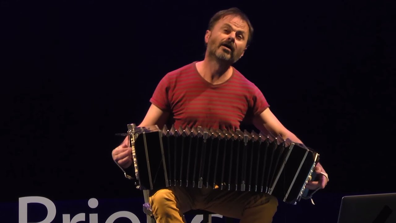 Bandoneon & realtime audio processing with Logelloop | Philippe Ollivier | TEDxSaintBrieuc