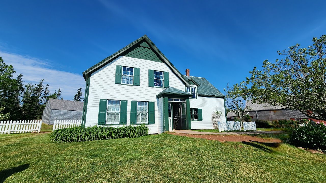 Inside the 'Anne of Green Gables' House On PEI!