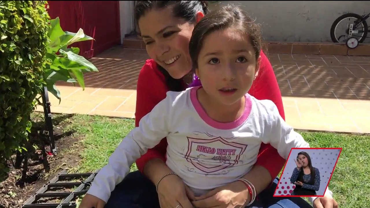 Su hija nació con una malformación en su oreja | A Quien Corresponda