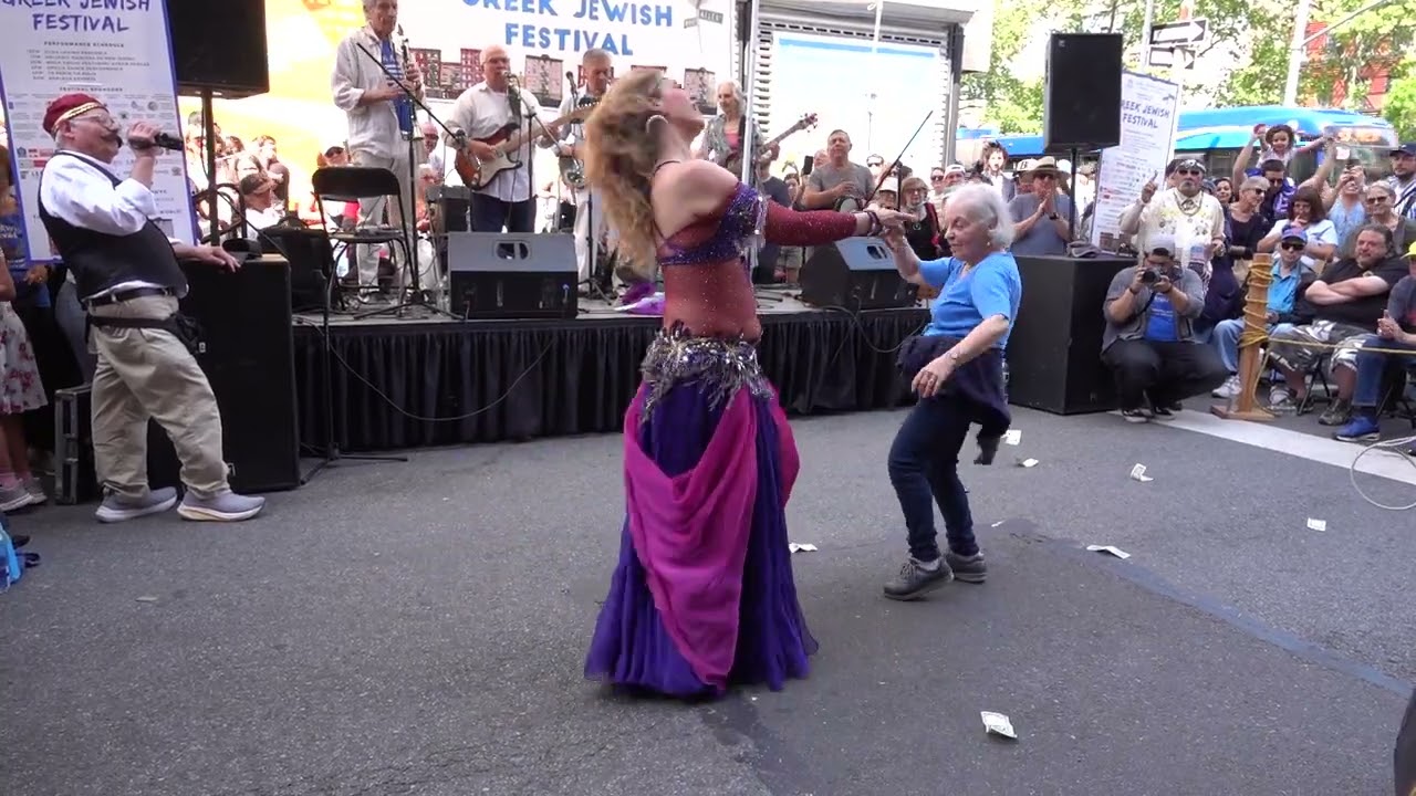 2025-05-11 Kehilla Kedosha Janina Greek Festival belly dancer, C0036