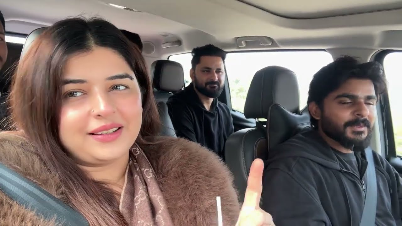 Bhaiya gye ghumne || Ab hogi masti 😍