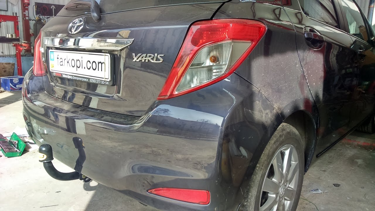 Установка фаркопа на Toyota Yaris