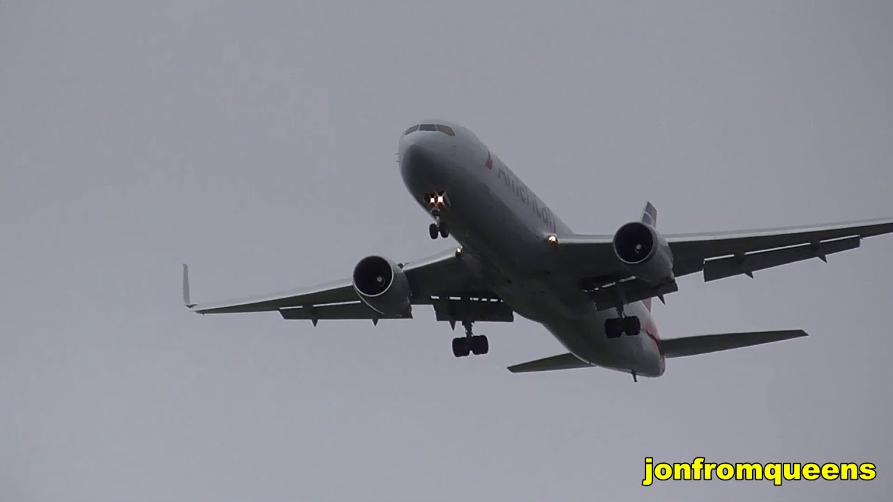 American Airlines Boeing 767 flying to JFK (July 2018)
